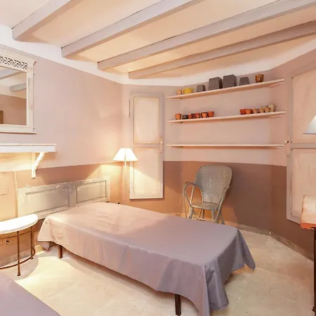Charming Cottage In Opp De Amidst Vineyards Holiday home Maubec (Vaucluse)